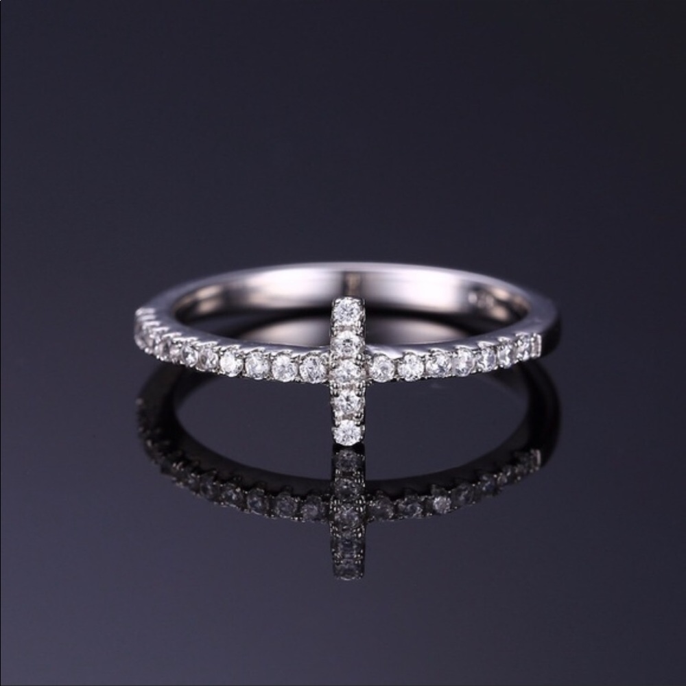 Sterling Silver mixed metals 0.1ct cubic Zirconia Cross Ring.